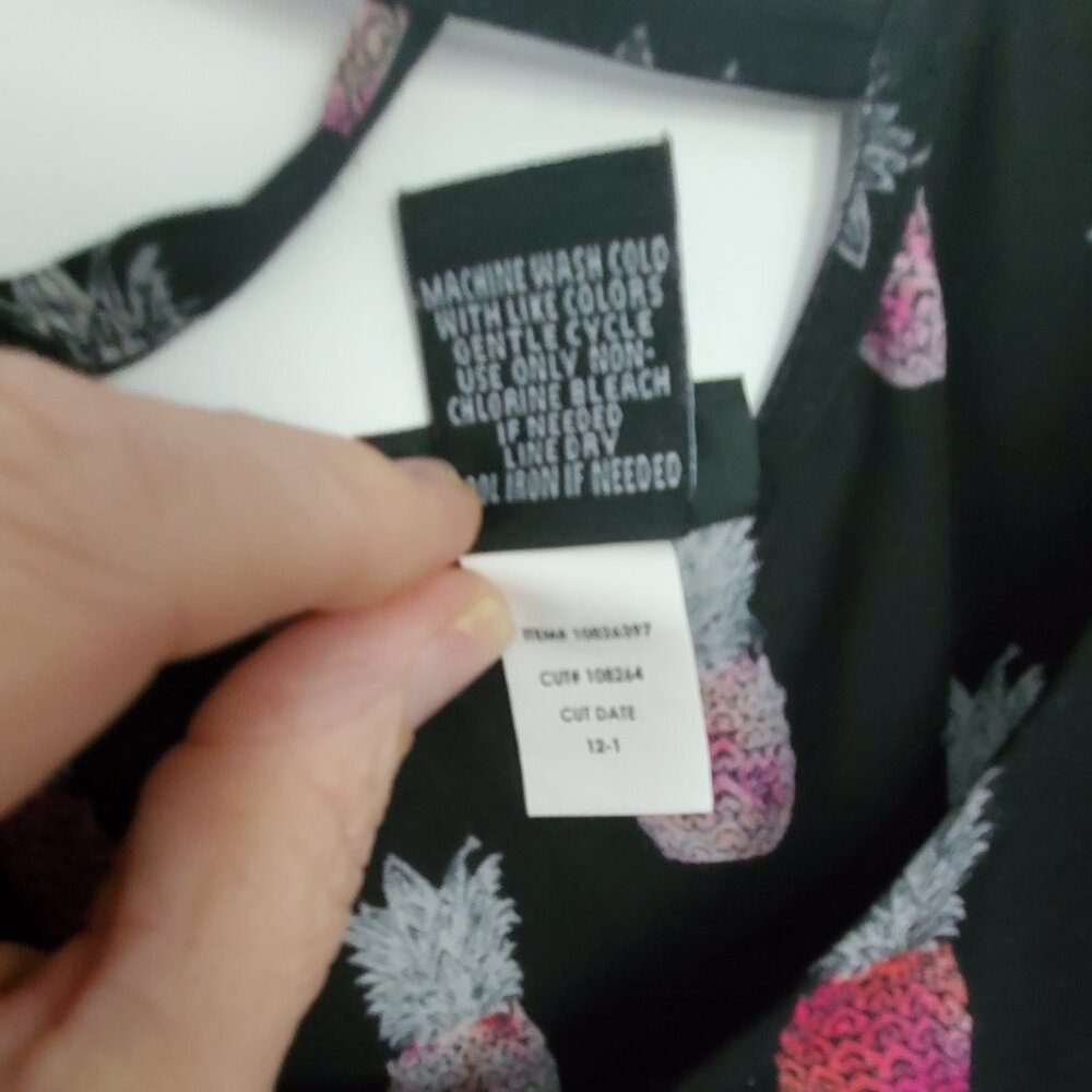 Torrid Pineapple Print Cold Shoulder Short Sleeve Blouse - Picture 5 of 6